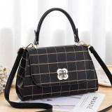 3955 WOMEN DINNER BAG